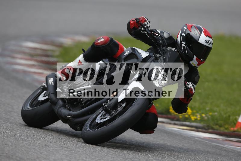 /Archiv-2024/29 12.06.2024 MOTO.CH Track Day ADR/Gruppe gelb/63